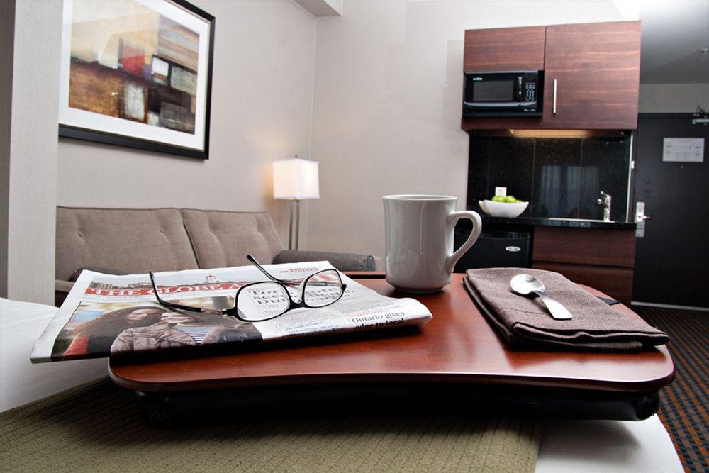 Express By Ihg 4* Pembroke
