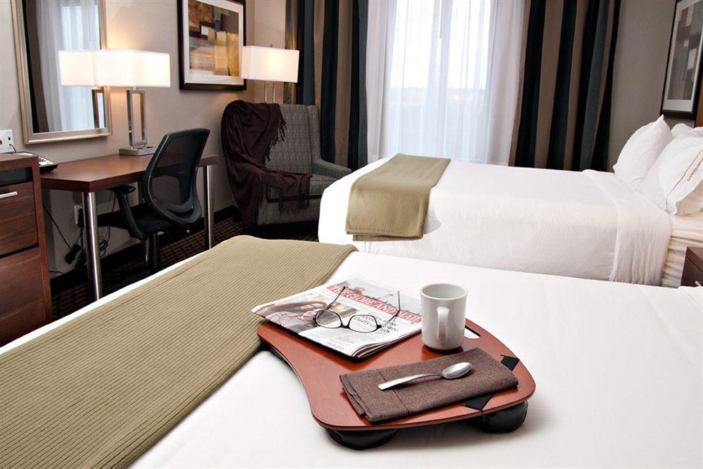 Express By Ihg Hotel 4*