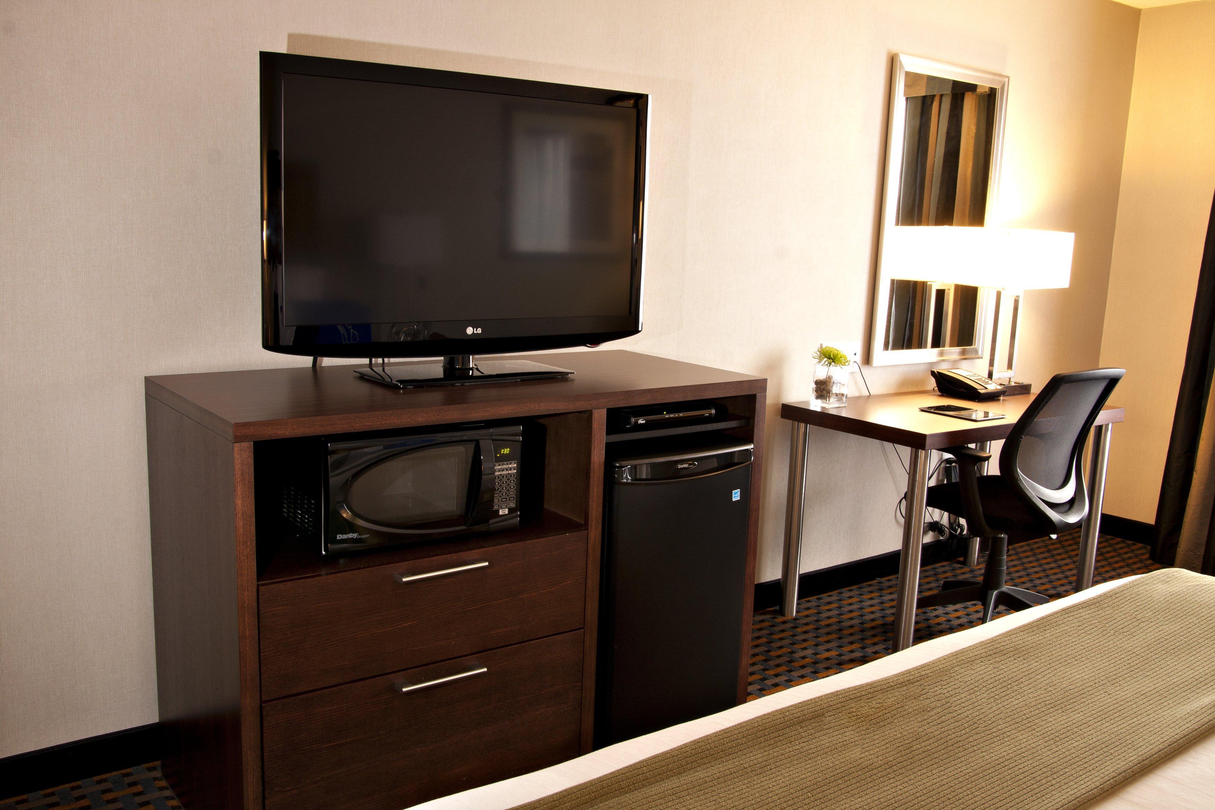 Express By Ihg Pembroke