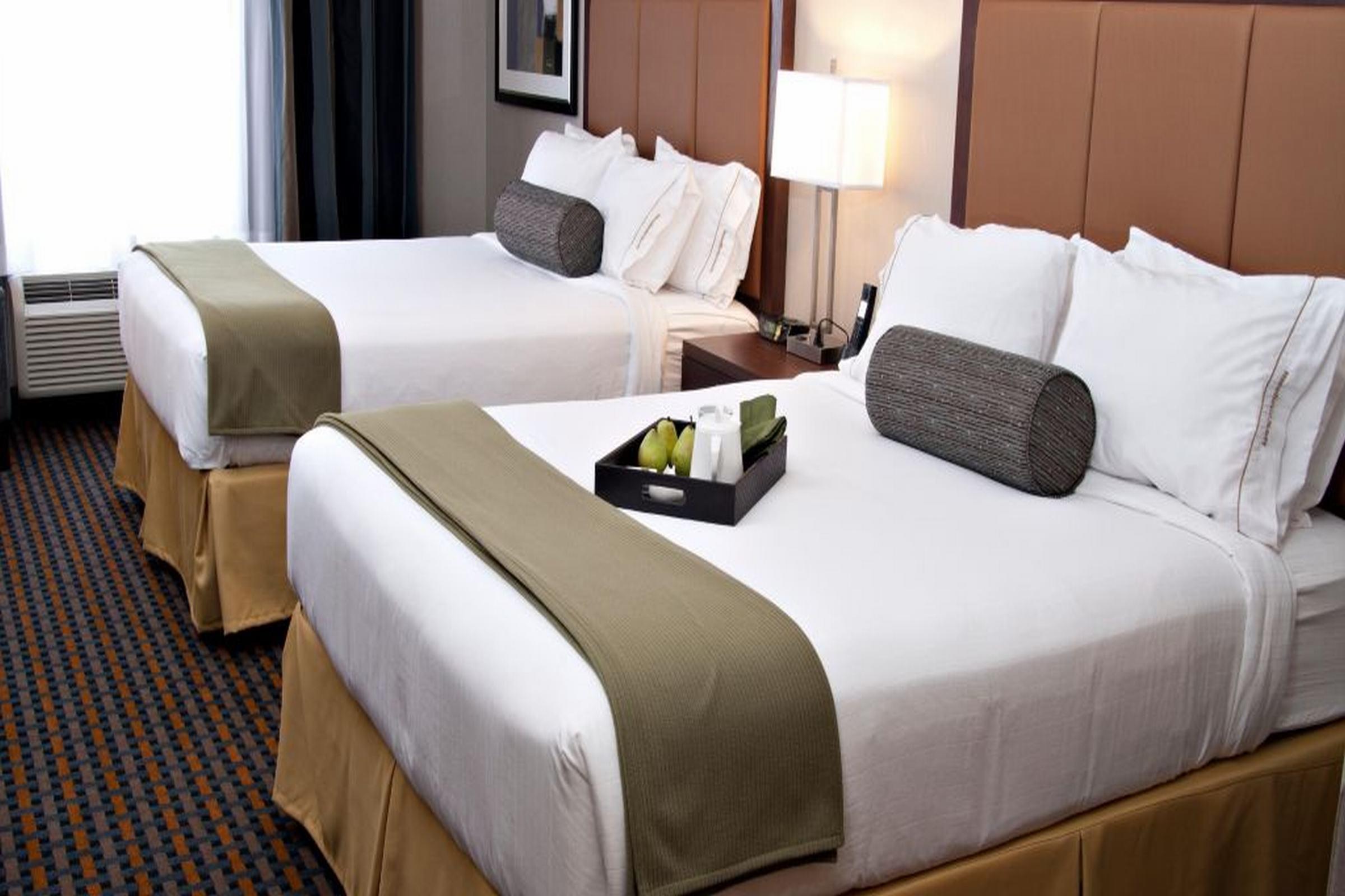 Express By Ihg 4*