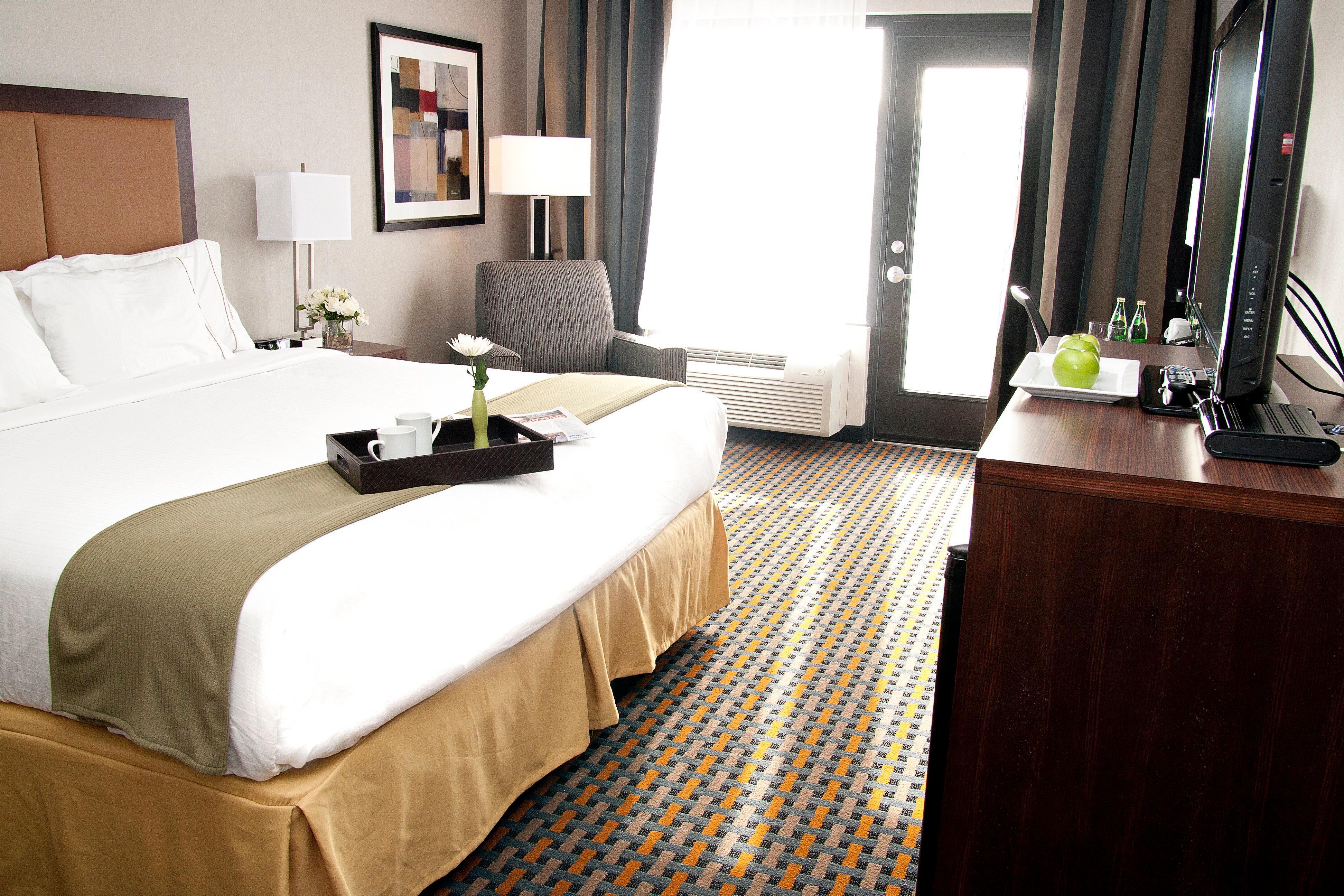 Express By Ihg Pembroke
